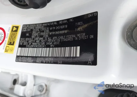 2019 Toyota Highlander Xle z USA, uszkodzony, nr VIN 5TDJZRFH1KS595341